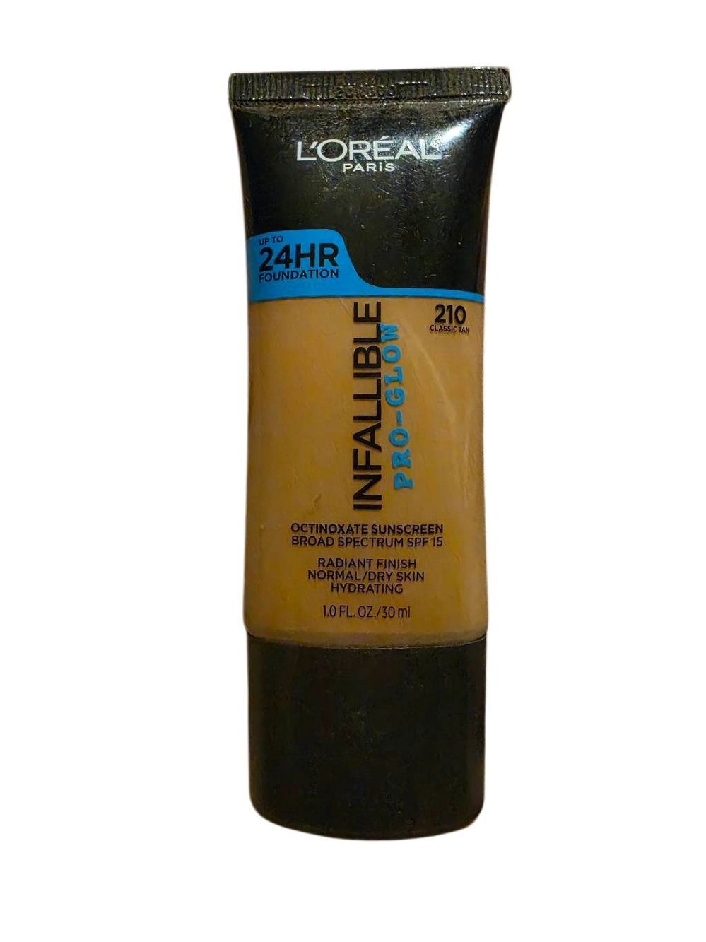 L’Oréal Paris Infallible Pro‑Glow Foundation 210 Classic Tan